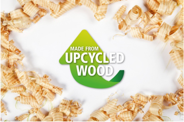 Made from Upcycled Wood: Mit diesem Hinweis kennzeichnet STAEDTLER ab 2022 seine aufgewerteten Stifte aus Holzspänen.