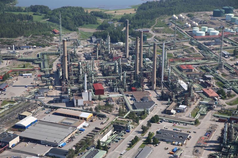 Neste's complex refinery in Porvoo, Finland, offers excellent opportunities for transforming and reusing existing assets and processes for new purposes, such as upgrading liquefied waste plastic into high-quality petrochemical feedstock.
