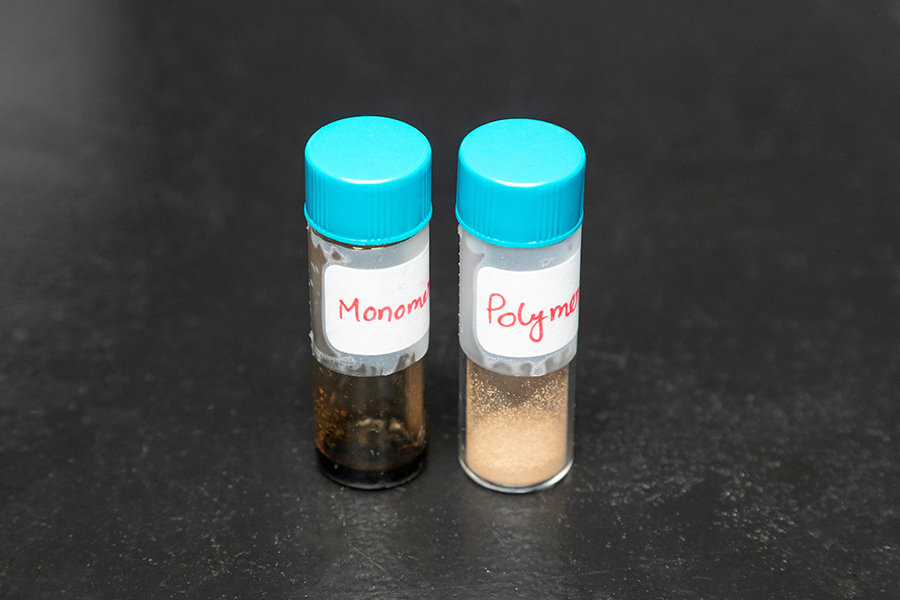 The polymer developed by Chung’s research team in monomer and polymer phases.
