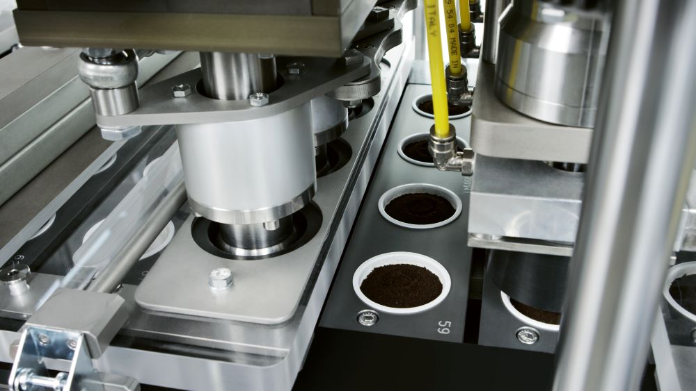 Every IMA Coffee pod filling and sealing machine can handle compostable coffee pods made from Ingeo™️ PLA biopolymer.