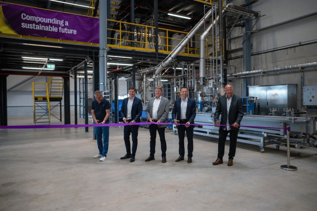 New production facility for carbon fiber reinforced plastics in ...