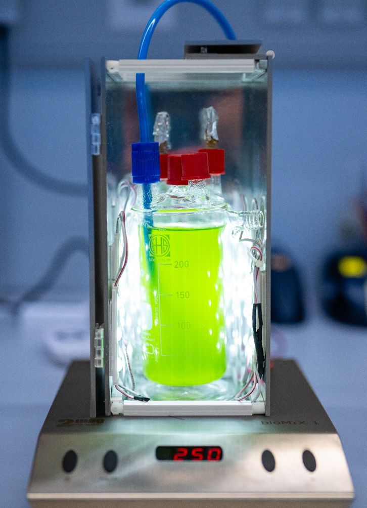 Photo bioreactor from Fraunhofer FEP at lab scale to culture cyanobacteria under defined light, temperature, and gas conditions.