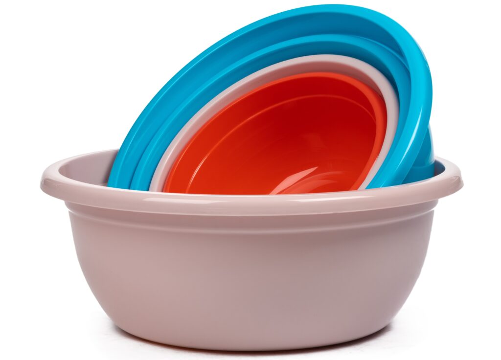 Plastic empty basin