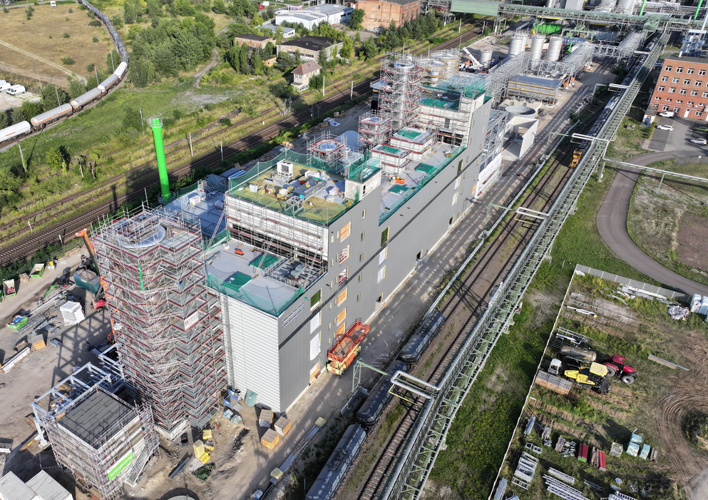 In Bau befindliche Ethenolysis-Anlage für Biochemikalien in Bitterfeld (Sachsen-Anhalt)