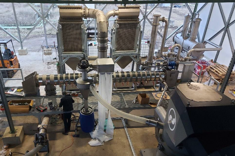 Small commercial facility and demo plant.