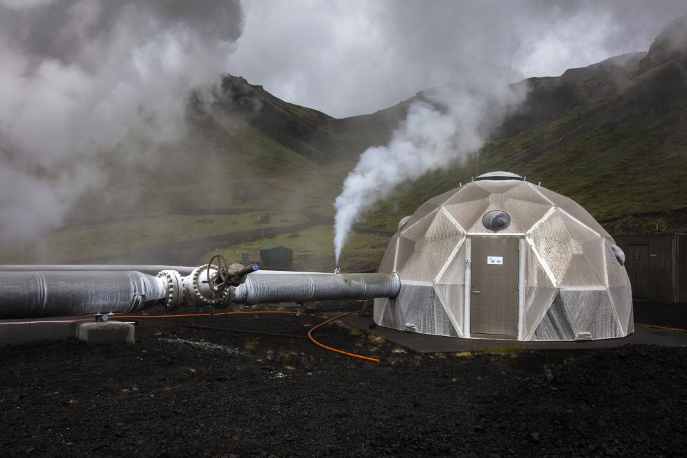 Direct air carbon capture and storage project in Iceland
