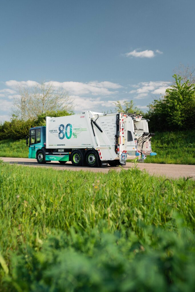 Das Müllfahrzeug der Zukunft: TECNARO Teil des Leuchtturmprojekts von Daimler Truck und FAUN Umwelttechnik