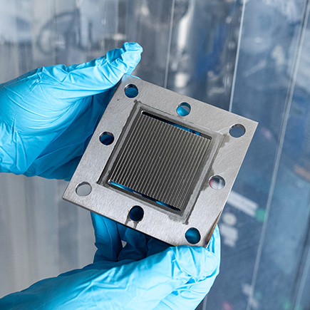 The bipolar plate shows no signs of corrosion. Image: Empa