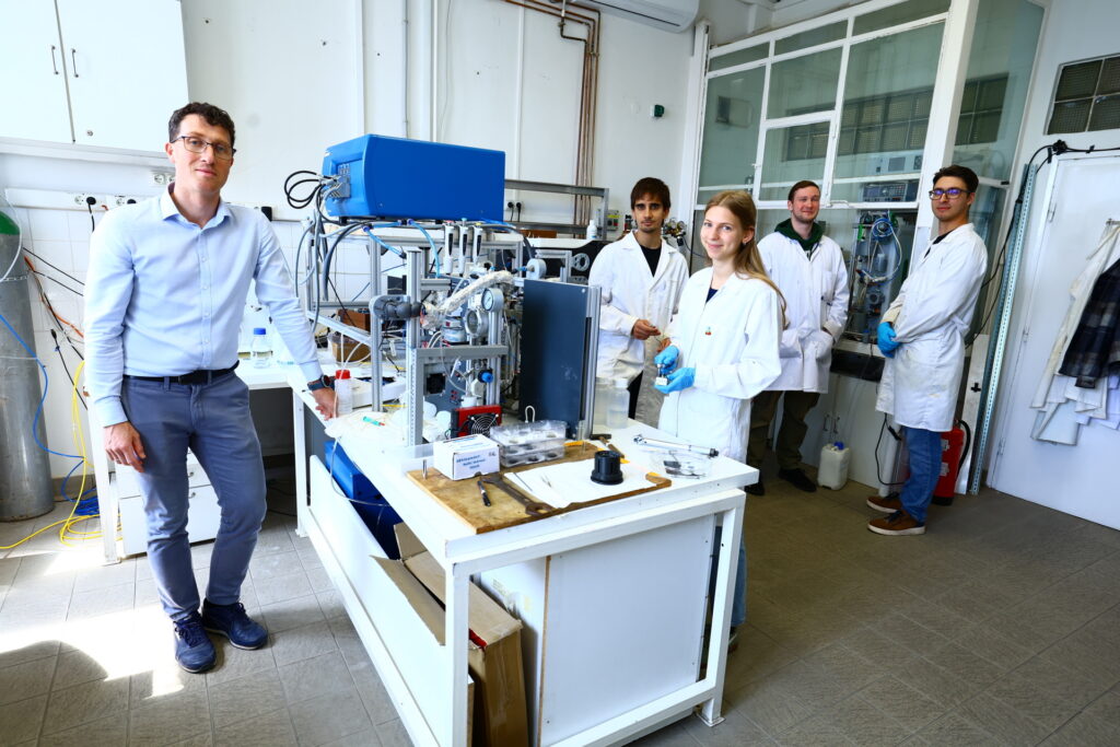 Balázs Endrődi, and his SZTE research team