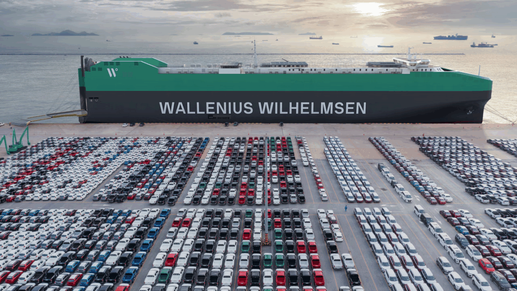 Illustration: Bio-methanol from Equinor will help fuel some of the giants on the oceans. The Wallenius Wilhelmsen group is a market leader in roll-on/roll-off (RoRo) shipping and vehicle logistics, managing the distribution of cars, trucks, rolling equipment and breakbulk to customers all over the world. Their new generation vessels have a capacity to take up to 11,700 cars.