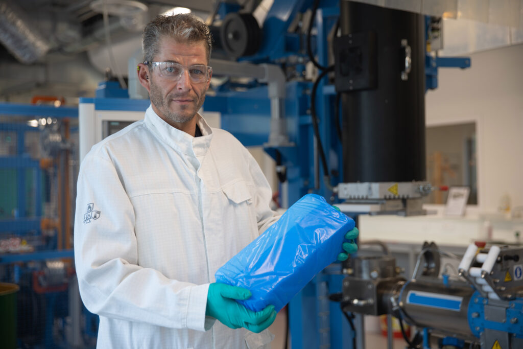 Bluestar Silicones launches the first mechanically
recycled silicone masterbatch