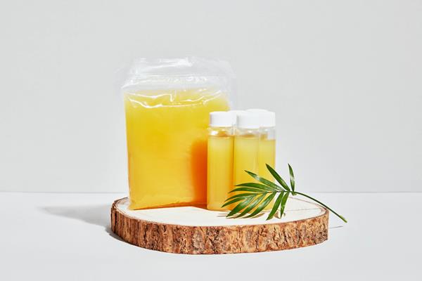 Dongsung Chemical and CJ Biomaterials introduced the first PHA-based hotmelt adhesive available in the US market that features measurable biobased content and a low carbon footprint compared to conventional adhesives