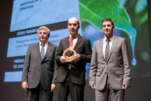 Nuno Faria receives Green Project Award. Credit: GCI