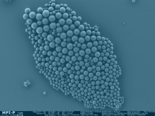 Blue-nanocarriers-e1558342696123